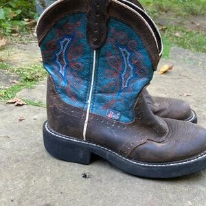 Justin gypsy cowboy boots